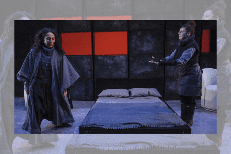 'Le Malentendu' production photo.